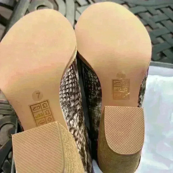 Jeffrey Campbell Rowlan Snake Booties-New in Box! size 7 - Picture 2 of 6